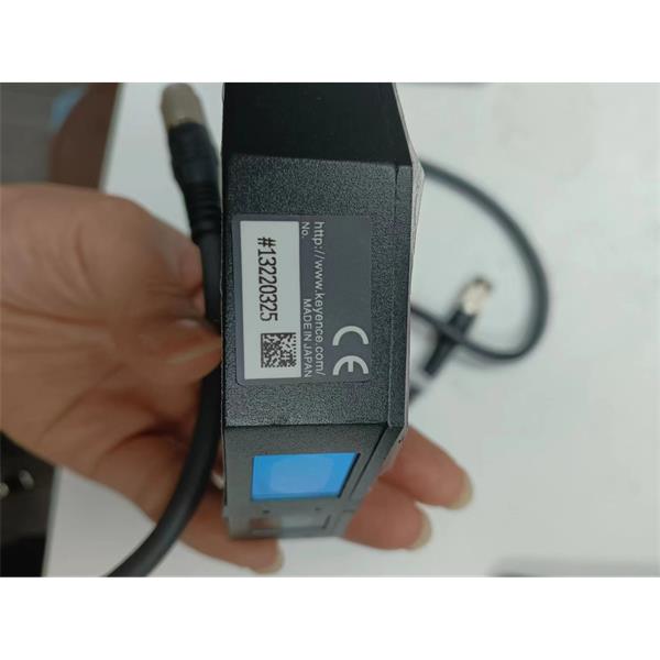 KEYENCE基恩士LK-G3000系列高速高精度CCD激光位移傳感器控制器LK-G3001V1
