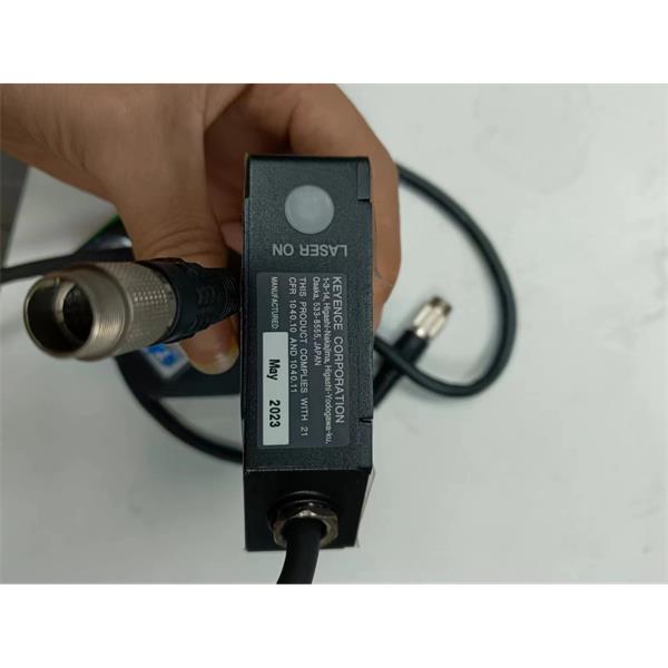 KEYENCE基恩士LK-G3000系列高速高精度CCD激光位移傳感器控制器LK-G3001V1